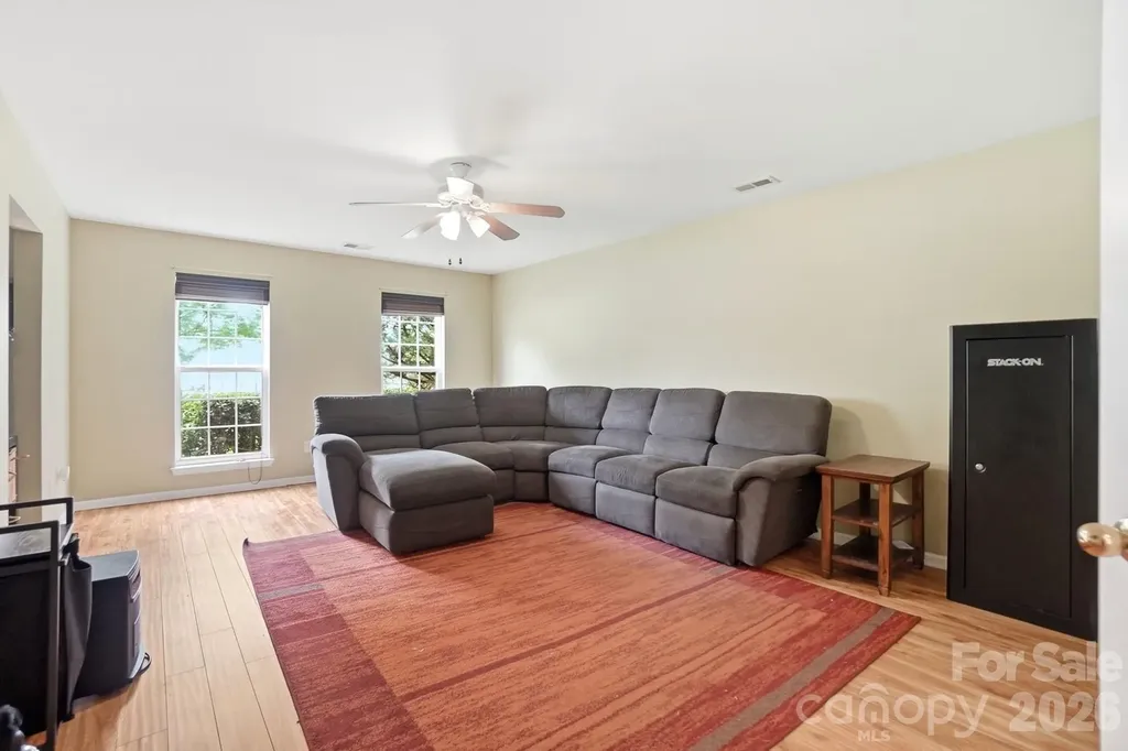 12610 Skymaster Court Charlotte NC 28278