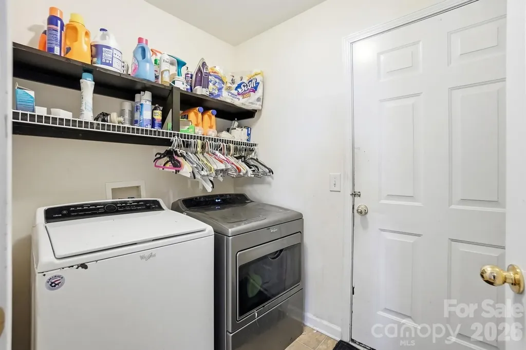12610 Skymaster Court Charlotte NC 28278