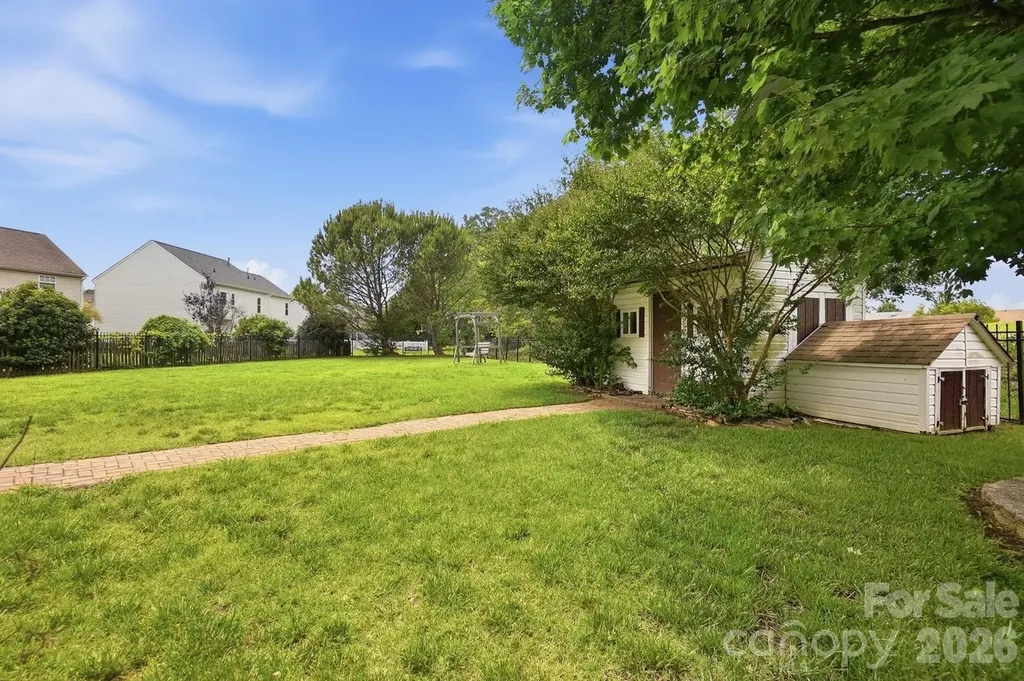12610 Skymaster Court Charlotte NC 28278