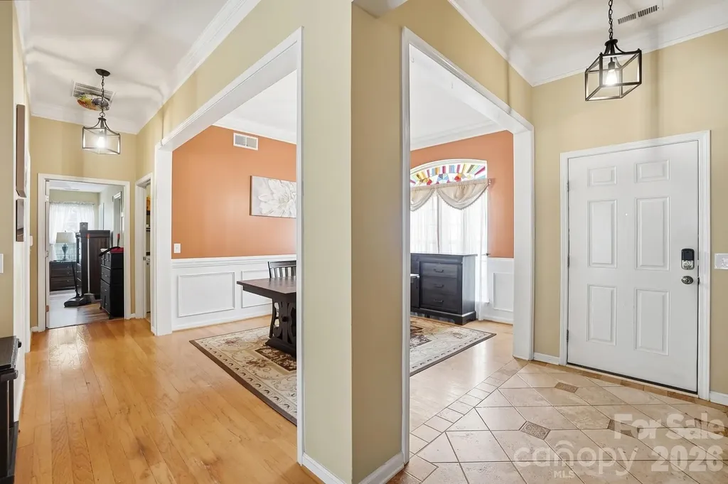 12610 Skymaster Court Charlotte NC 28278
