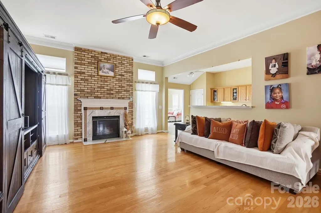 12610 Skymaster Court Charlotte NC 28278