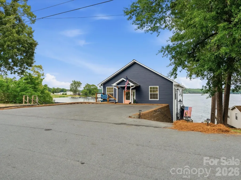562 Lake Head Road Norwood NC 28128