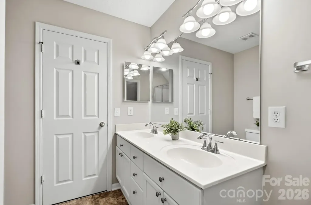 6068 Bobcat Place Charlotte NC 28269