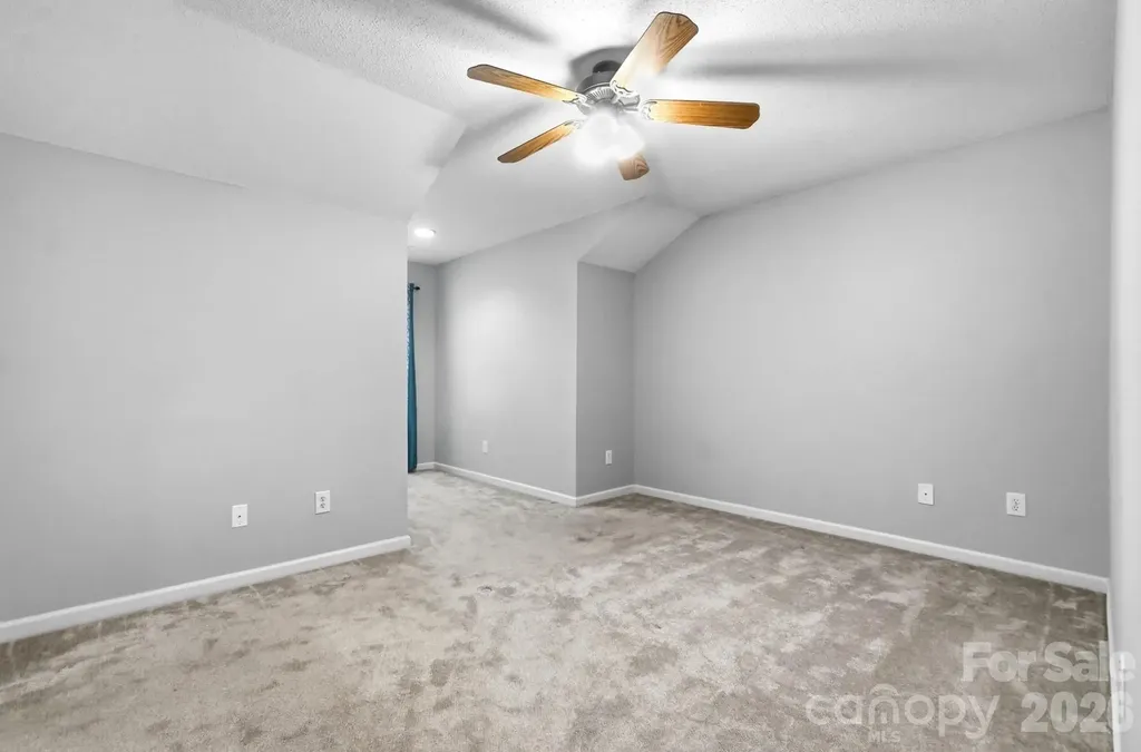 6068 Bobcat Place Charlotte NC 28269