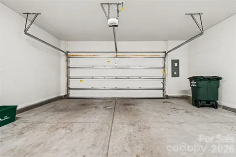 908 Kinsey Alley Charlotte NC 28217