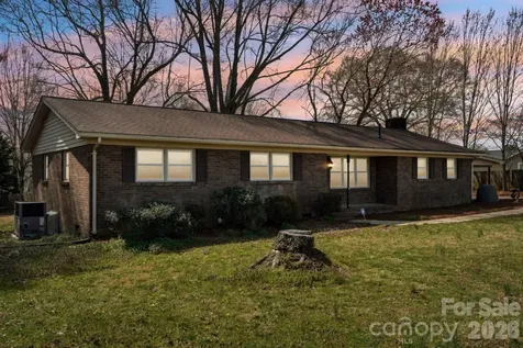 839 Oak Grove Road Kings Mountain NC 28086