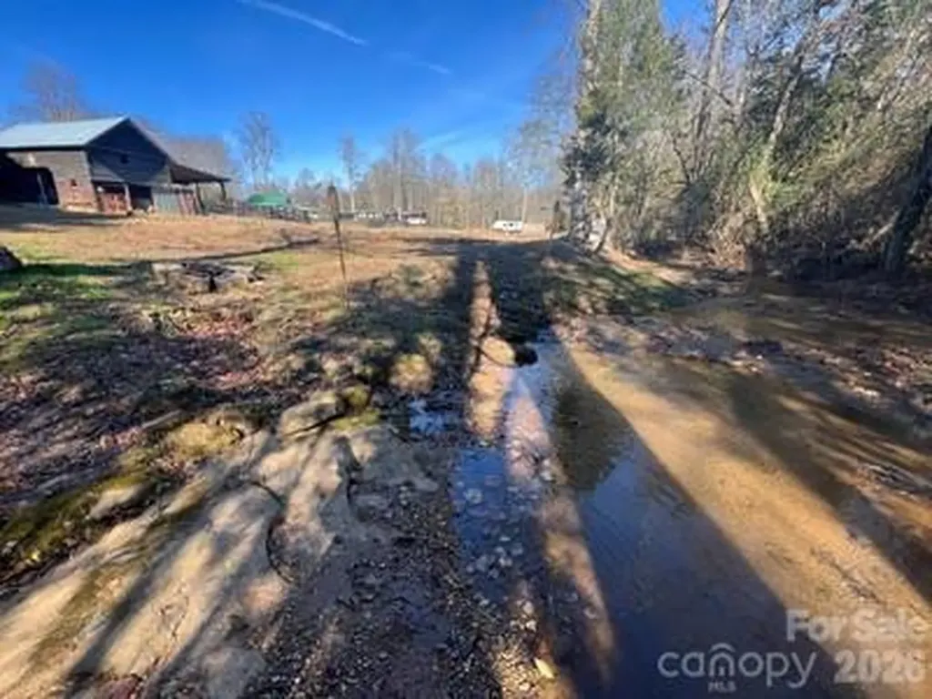 176 + 174 Oak Hollow Road Union Grove NC 28689