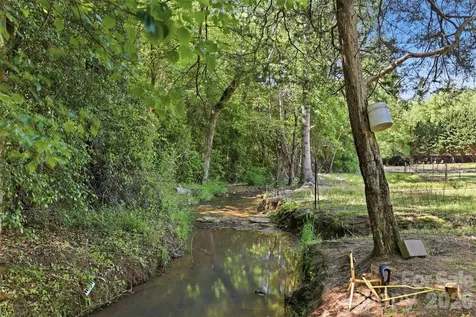 176 + 174 Oak Hollow Road Union Grove NC 28689