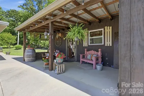 176 + 174 Oak Hollow Road Union Grove NC 28689