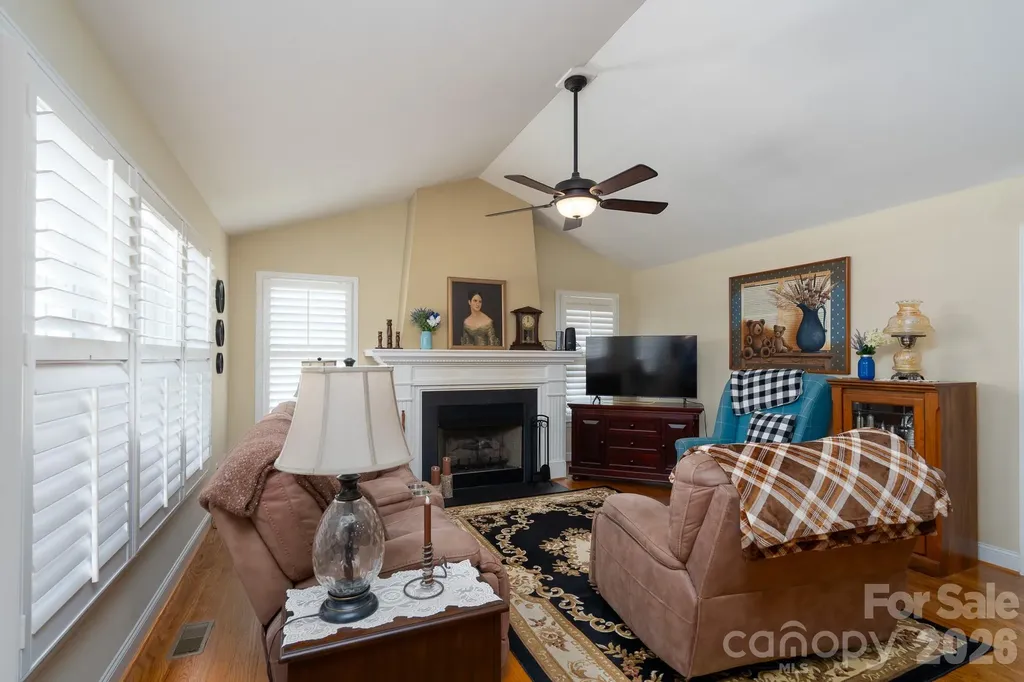 587 Marigold Drive Kannapolis NC 28083