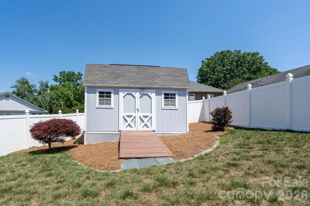 587 Marigold Drive Kannapolis NC 28083