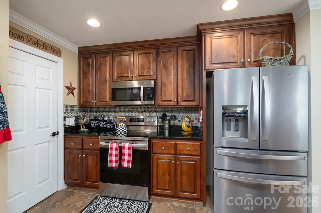 587 Marigold Drive Kannapolis NC 28083