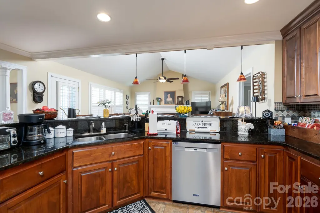 587 Marigold Drive Kannapolis NC 28083