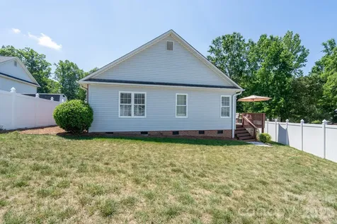 587 Marigold Drive Kannapolis NC 28083