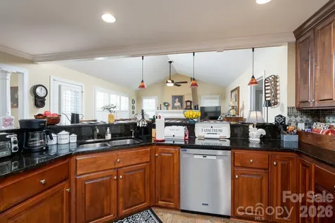 587 Marigold Drive Kannapolis NC 28083