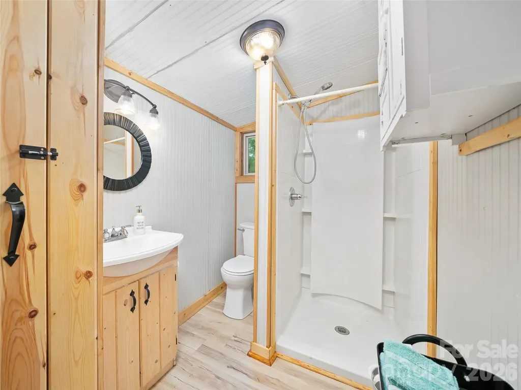 228 Continental Divide Road Spruce Pine NC 28777