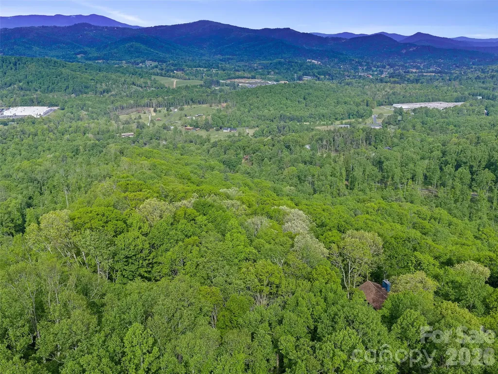 228 Continental Divide Road Spruce Pine NC 28777