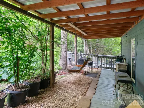 228 Continental Divide Road Spruce Pine NC 28777
