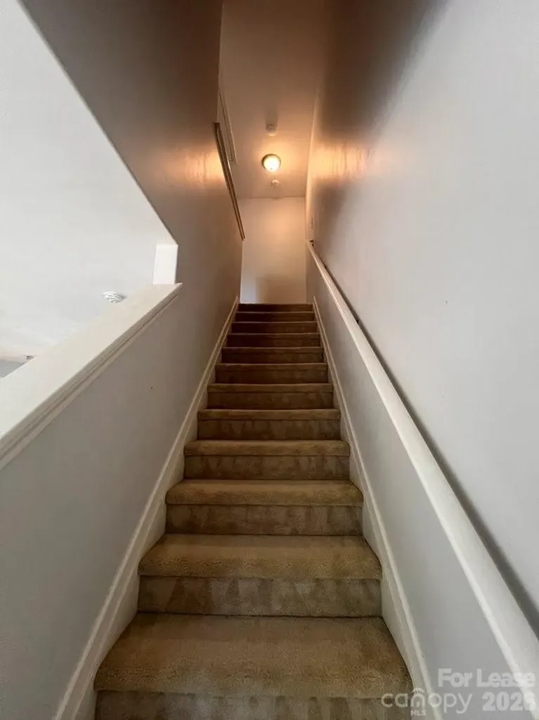 9505 Drains Bay Court Charlotte NC 28214