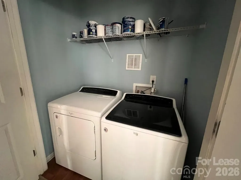 9505 Drains Bay Court Charlotte NC 28214