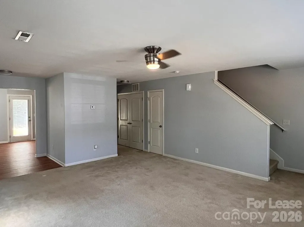 9505 Drains Bay Court Charlotte NC 28214