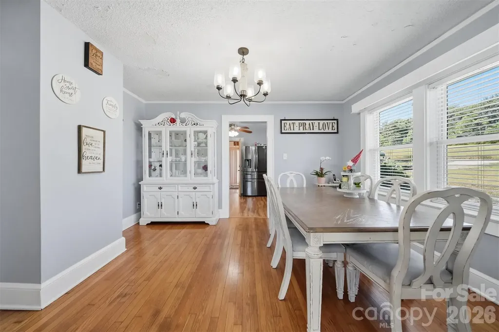 4039 Hartland Road Lenoir NC 28645