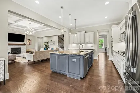 4002 Soleado Drive Matthews NC 28104