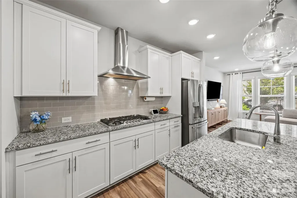 2511 Duncan Avenue Charlotte NC 28205
