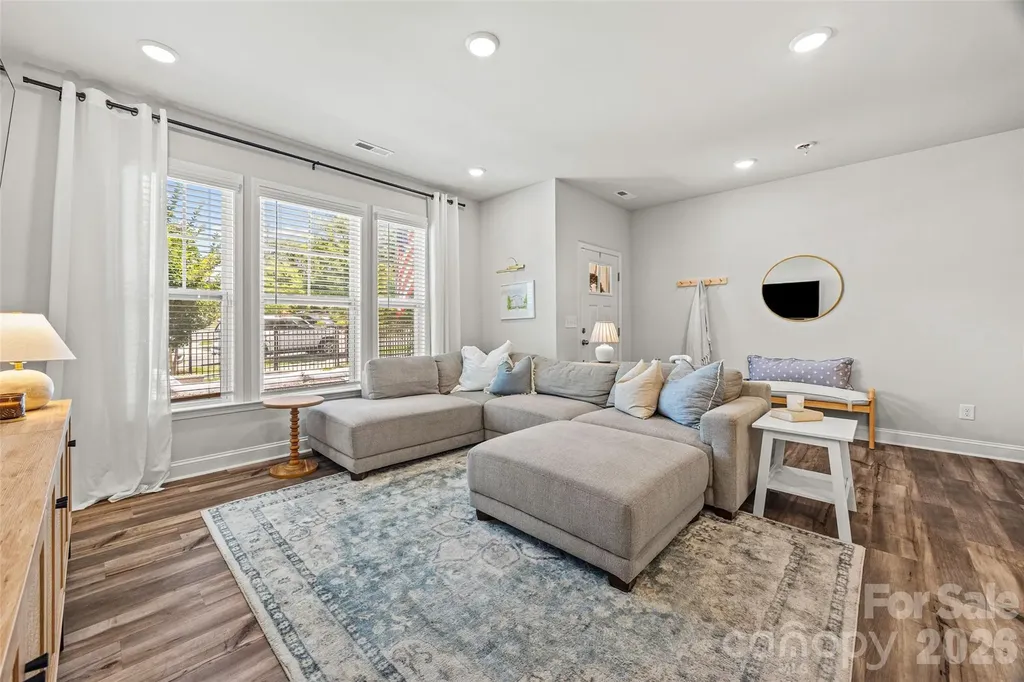 2511 Duncan Avenue Charlotte NC 28205