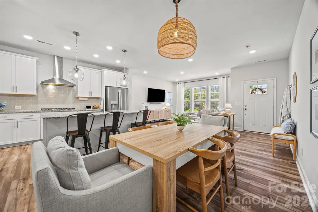 2511 Duncan Avenue Charlotte NC 28205