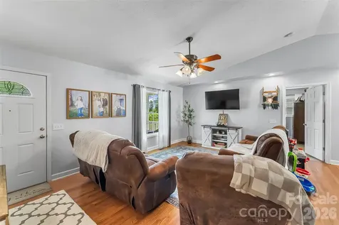 1498 Salem Road Morganton NC 28655