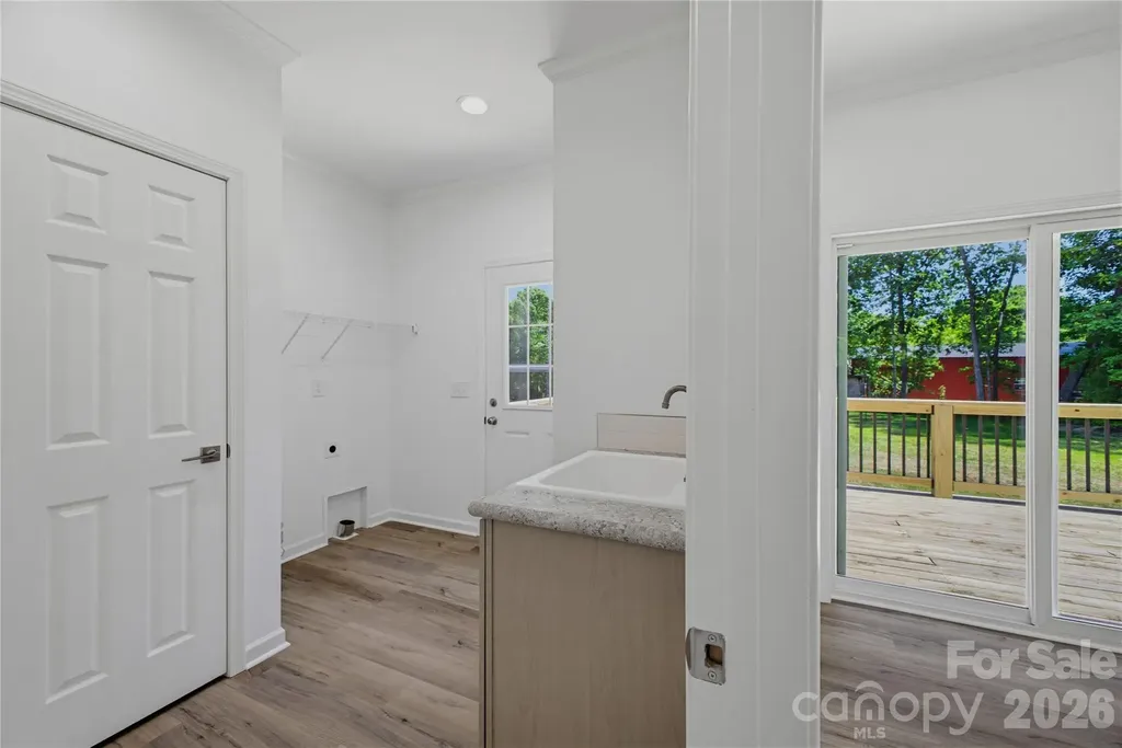 109 Sarah Avenue Newton NC 28658