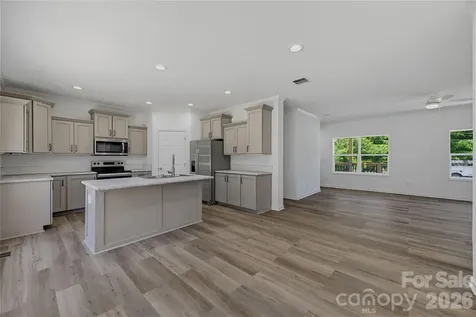 109 Sarah Avenue Newton NC 28658