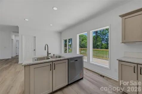 109 Sarah Avenue Newton NC 28658