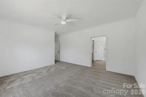 109 Sarah Avenue Newton NC 28658