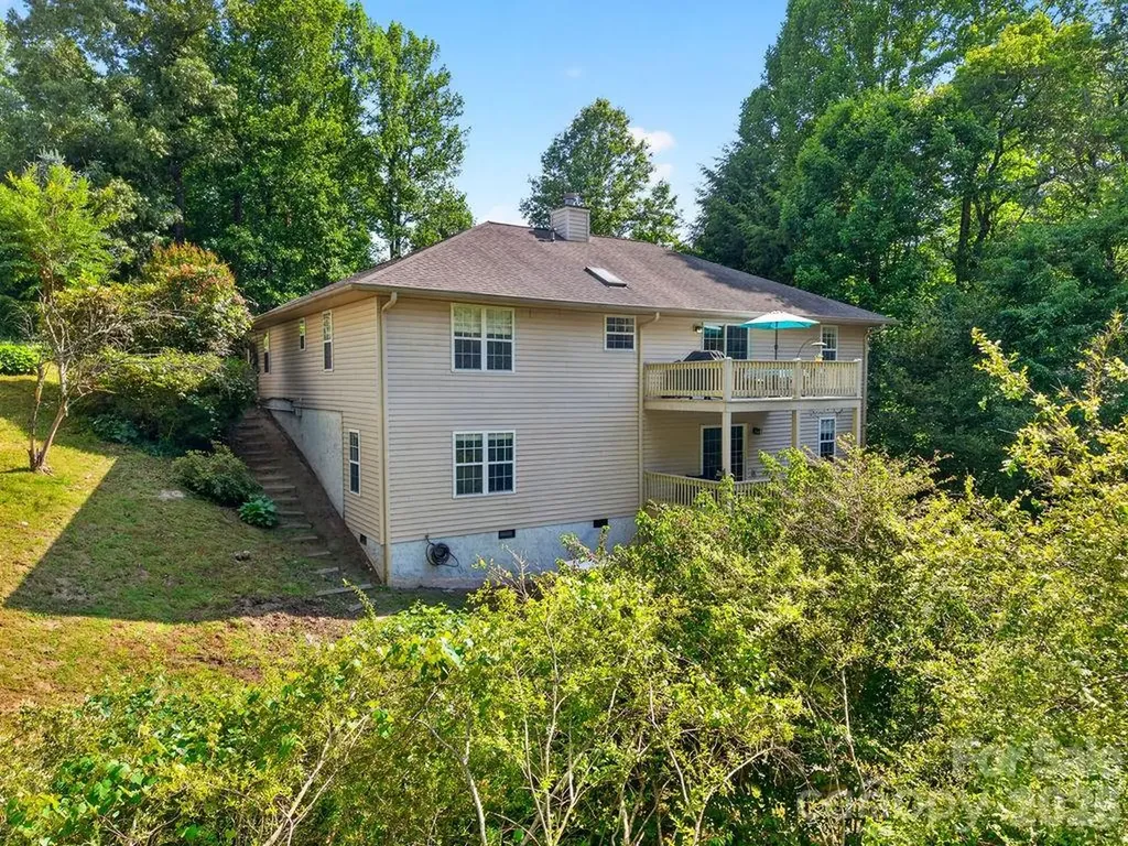 7 Firestone Court Etowah NC 28729