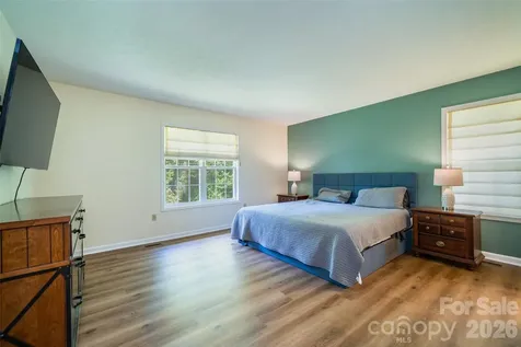 7 Firestone Court Etowah NC 28729