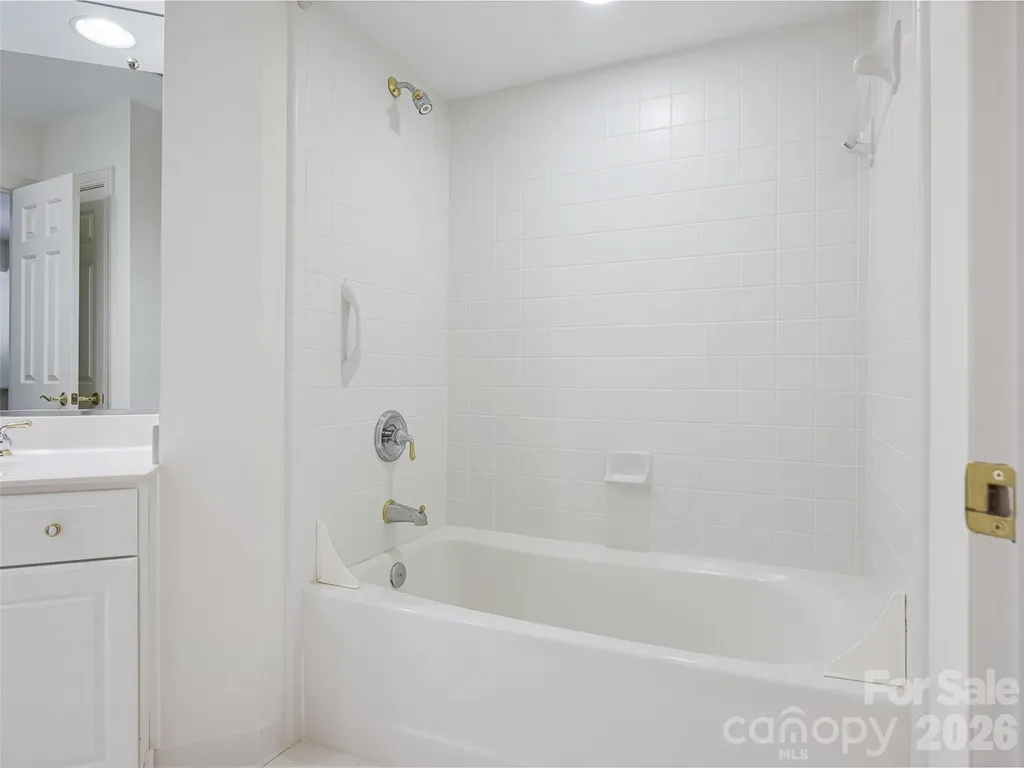 8952 Challis Hill Lane Charlotte NC 28226