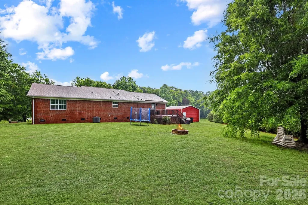 2219 Rock Rest Road Wingate NC 28174