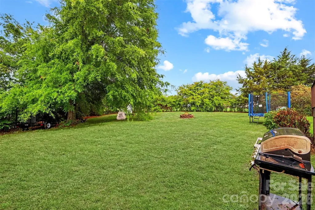2219 Rock Rest Road Wingate NC 28174