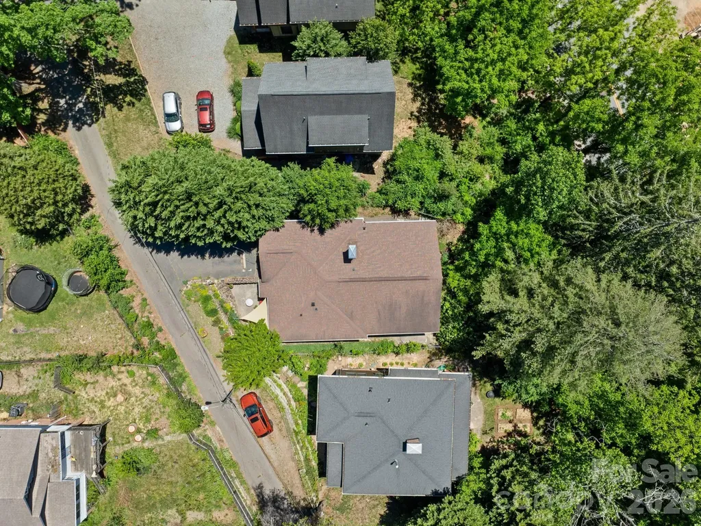 26 Unadilla Alley Asheville NC 28803