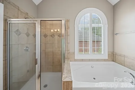 4709 Mcdade Lane Gastonia NC 28056