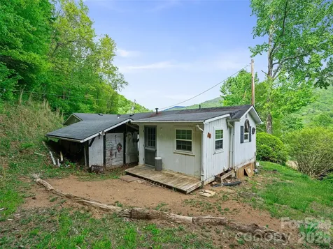 74 Socrates Lane Burnsville NC 28714