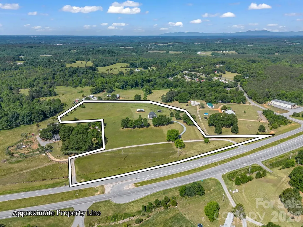 5412 Us 221 Highway S Forest City NC 28043