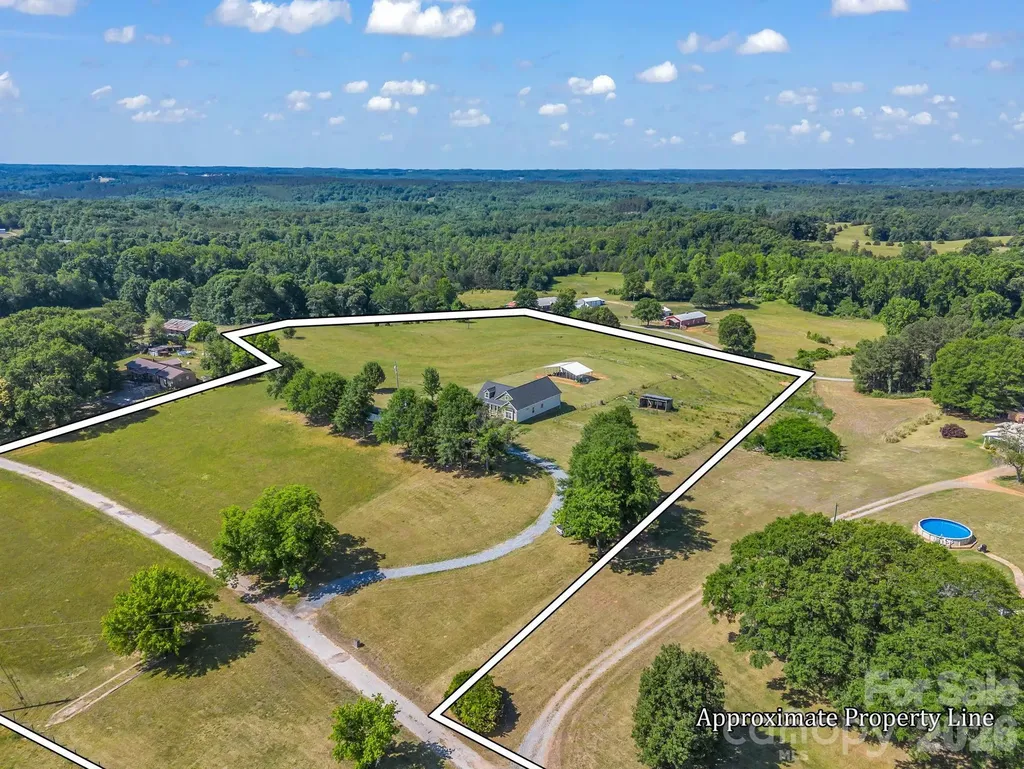 5412 Us 221 Highway S Forest City NC 28043