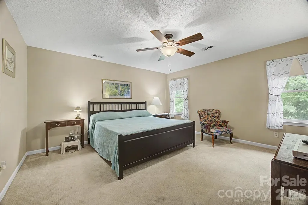 402 S Providence Road Waxhaw NC 28173