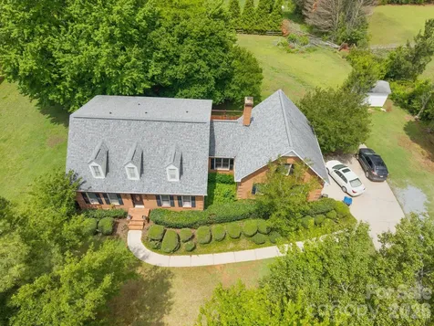 402 S Providence Road Waxhaw NC 28173