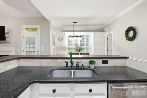 816 Celbridge Court Charlotte NC 28270