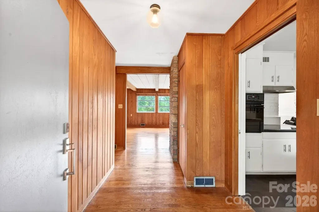 99 Marlborough Road Asheville NC 28804
