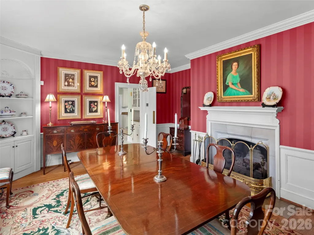 436 Vanderbilt Road Biltmore Forest NC 28803